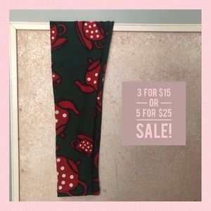 Green and Red Teapots LuLaRoe Leggings SO SOFT